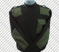 Форменный свитер армейский medium